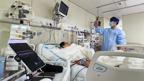 華科大團(tuán)隊(duì)突破性研發(fā)超聲無(wú)創(chuàng)連續(xù)血壓監(jiān)測(cè)設(shè)備，開(kāi)啟血壓監(jiān)測(cè)新時(shí)代